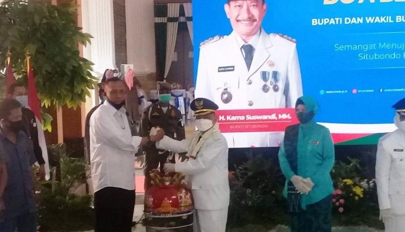 podiumnews.com-Dapat Hadiah Burung, Bupati Situbondo Lapor ke KPK