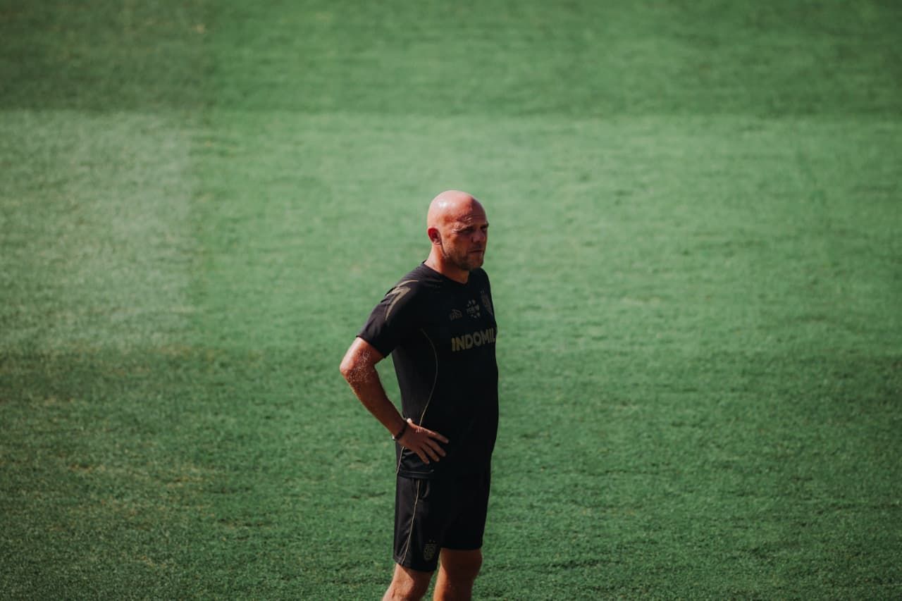 Cerita Coach Johnny Latih Bali United, Janjikan Posisi Lima Besar