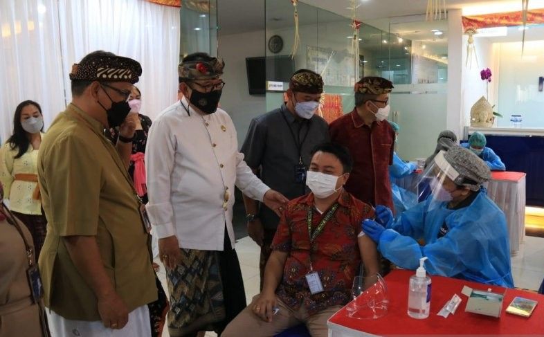podiumnews.com-Bali Telah Terima Vaksin Covid-19 Total Satu Juta Dosis Lebh