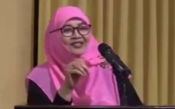 podiumnews.com-Desak Made Darmawati Akan Diperiksa Polisi Pekan Depan Dugaan Penistaan Agama