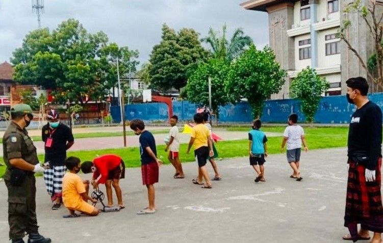 podiumnews.com-Gustu COVID-19 Denpasar Sosialisasi Tatanan Kehidupan Era Baru