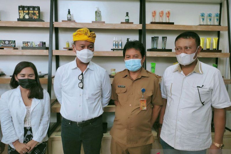 podiumnews.com-DPR Minta Pemerintah Bantu Permodalan UKM Saat COVID-19