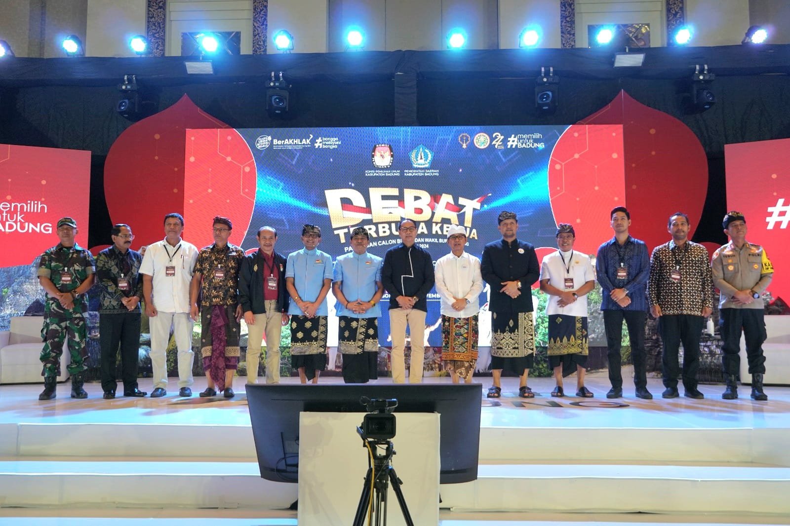 podiumnews.com-Plt.Bupati Badung Simak Debat Publik Kedua Pilbup Badung 2024