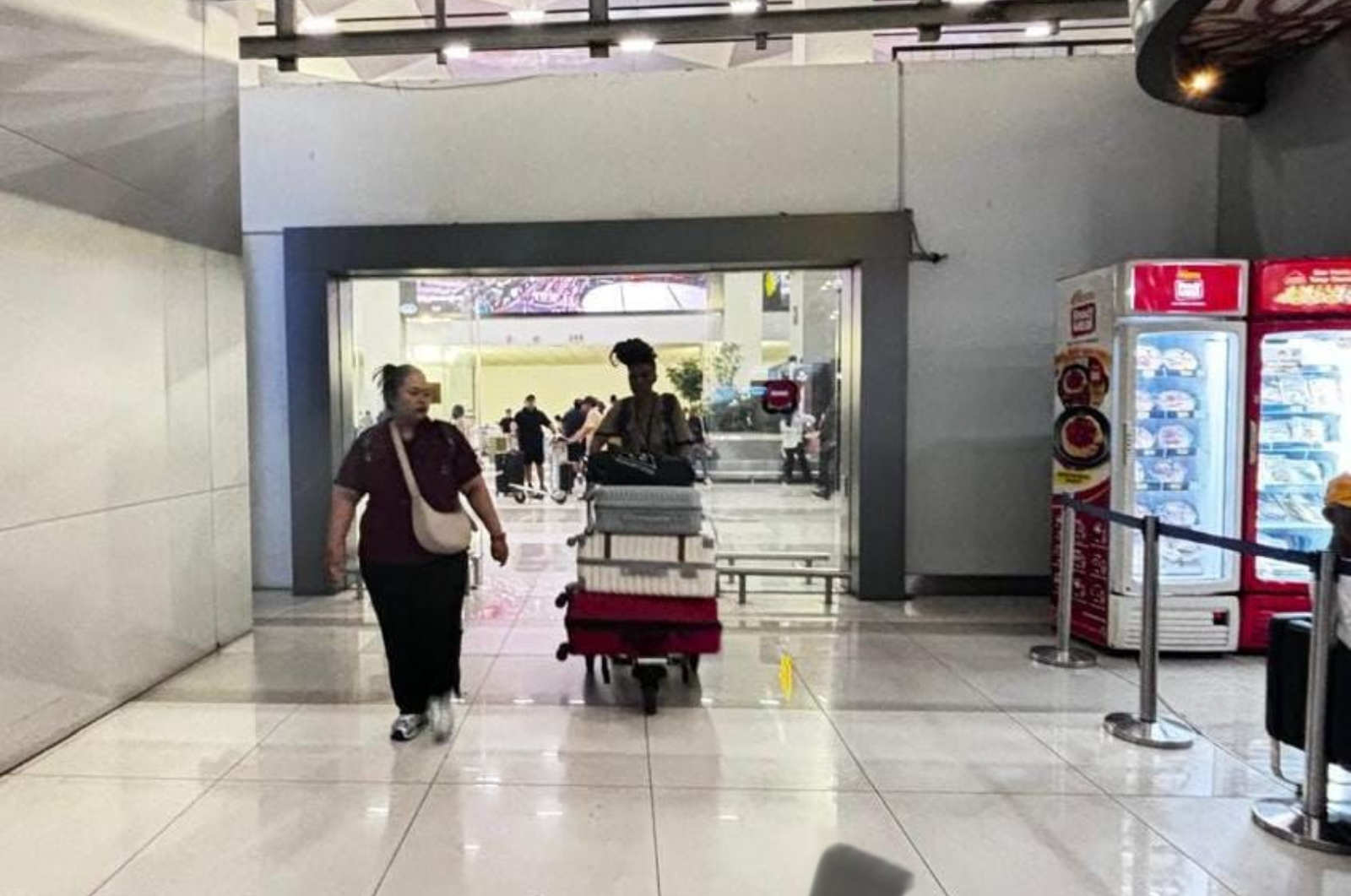 podiumnews.com-WNA Uganda Jual Diri Langsung di Deportasi, 