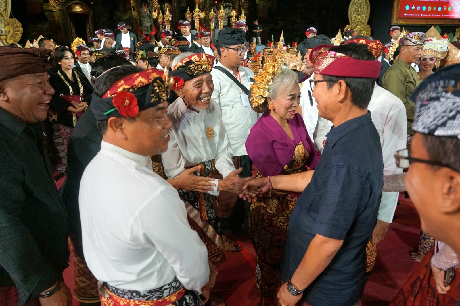 Bupati Adi Arnawa Saksikan Langsung Parade Gong Legendaris Badung