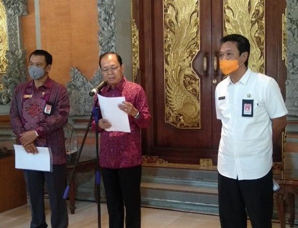 podiumnews.com-Pemprov Bali Gunakan Terapi Arak Tangani Pasien COVID-19 Tanpa Gejala