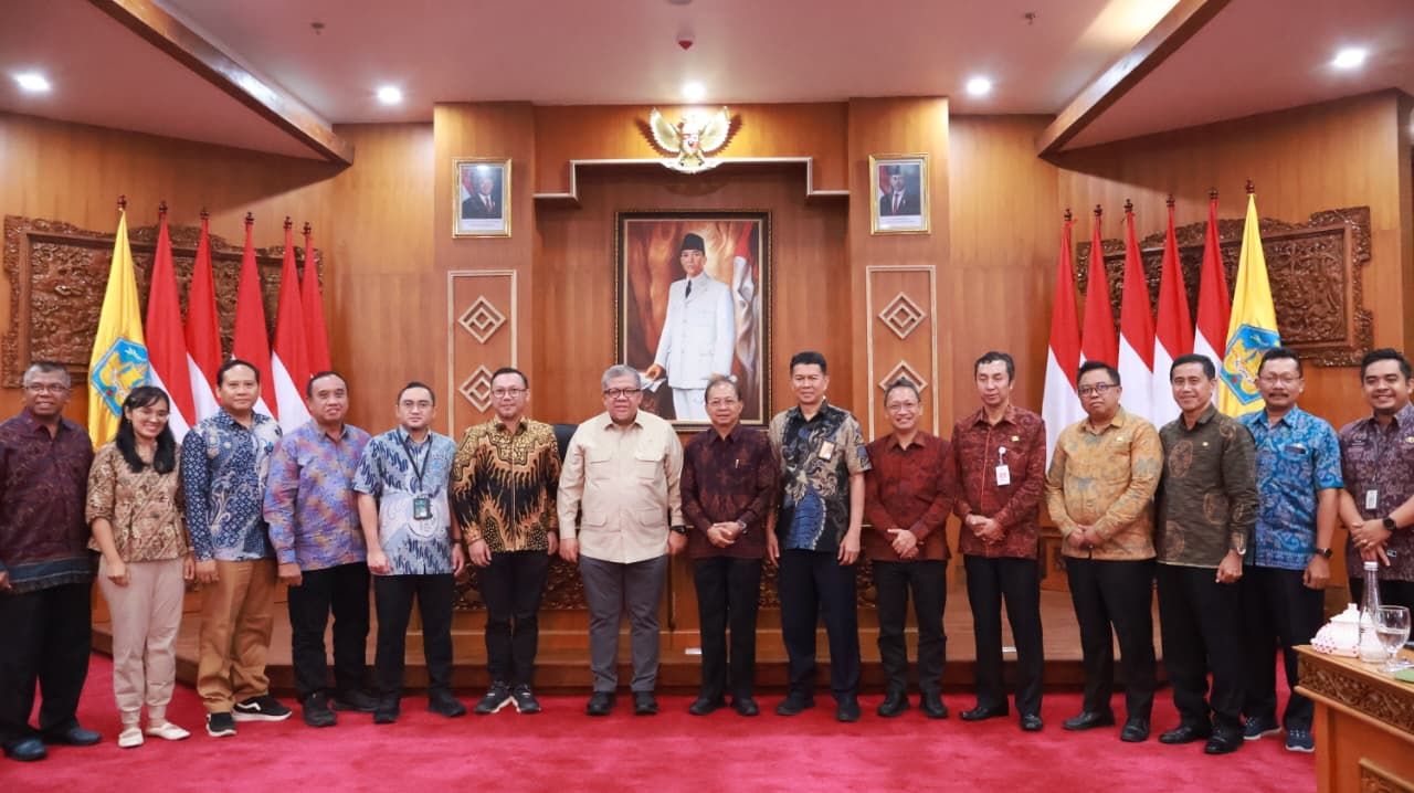 podiumnews.com-Gubernur Bali dan Wamen PKP Bakal Hapus Rumah Tak Layak Huni