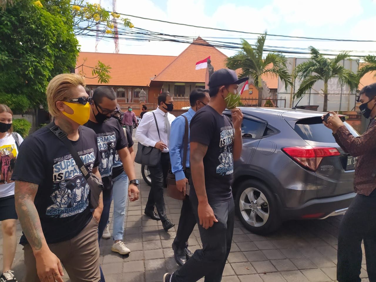 Rekan Satu Band Hadir Jadi Saksi Kasus Jerinx SID