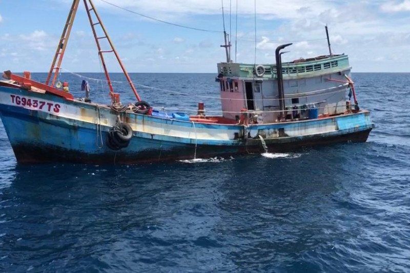 podiumnews.com-Dua Kapal Asing Pencuri Ikan Ditangkap di Laut Natuna Utara