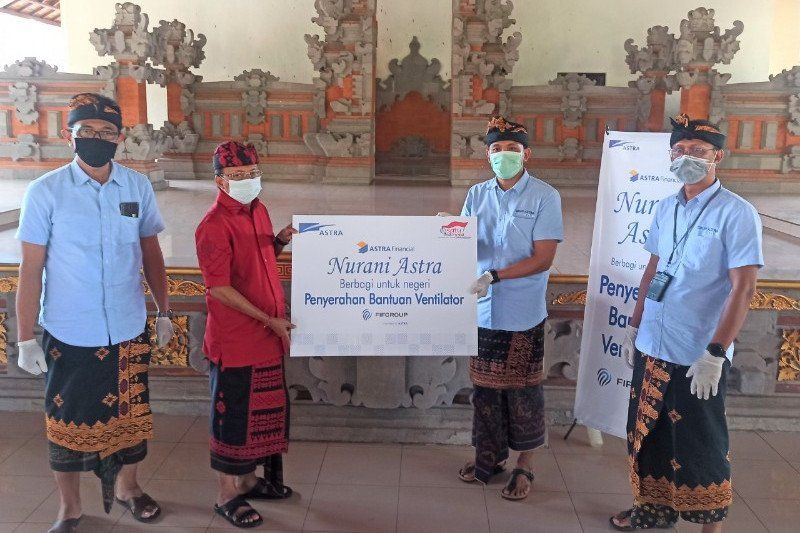 podiumnews.com-Astra Financial Serahkan Bantuan Dua Ventilator Kepada Pemprov Bali