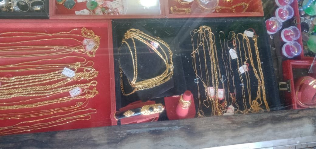 podiumnews.com-Dua Perampok Toko Emas di Kuta Utara Digelandang Polisi