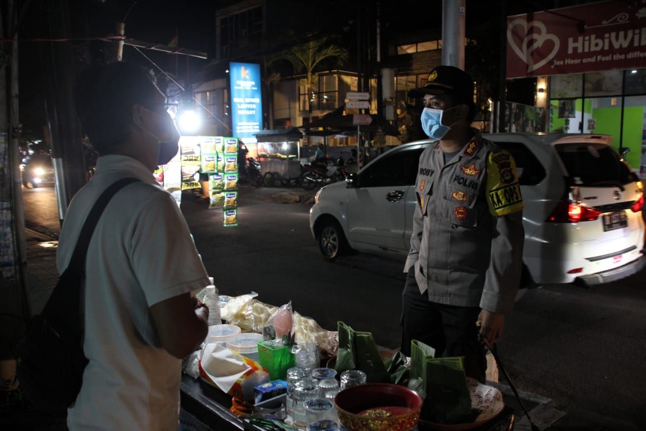 podiumnews.com-Penegakan Disiplin Prokes, Polres Badung Gelar Razia Masker 