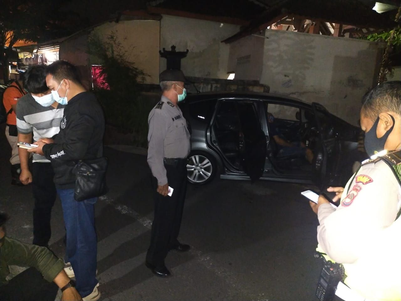 Warga Dalung Geger Temukan Pria Tak Bernyawa di Dalam Mobil