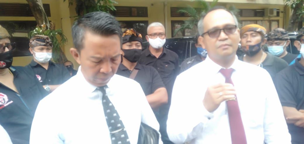 podiumnews.com-Polda Bali Minta Keterangan Terlapor Pemukulan AWK