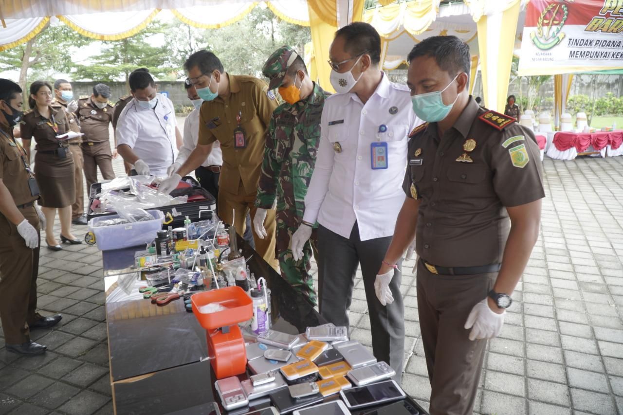Kejari Badung Musnahkan Barang Bukti Narkotika Senilai Rp19 Miliar