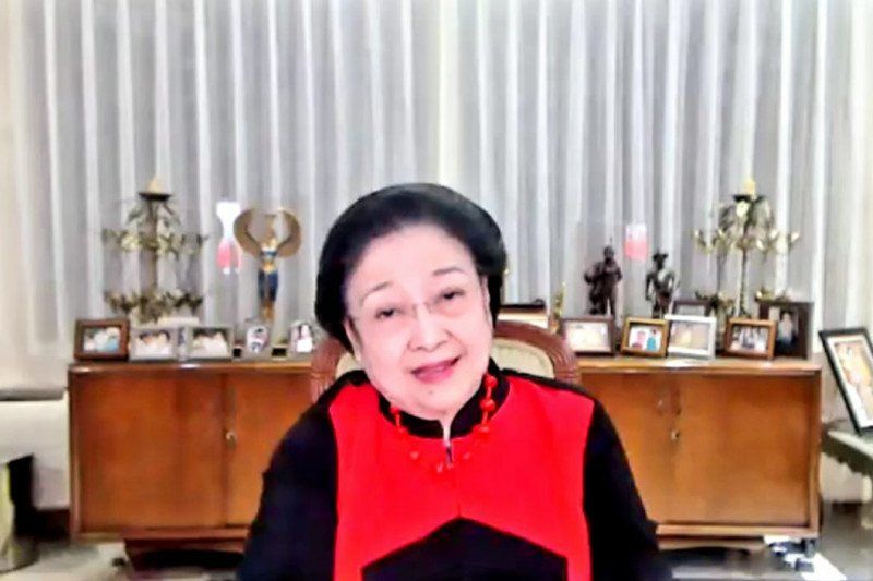 podiumnews.com-Megawati Ajak Kader PDIP Bersihkan Sungai