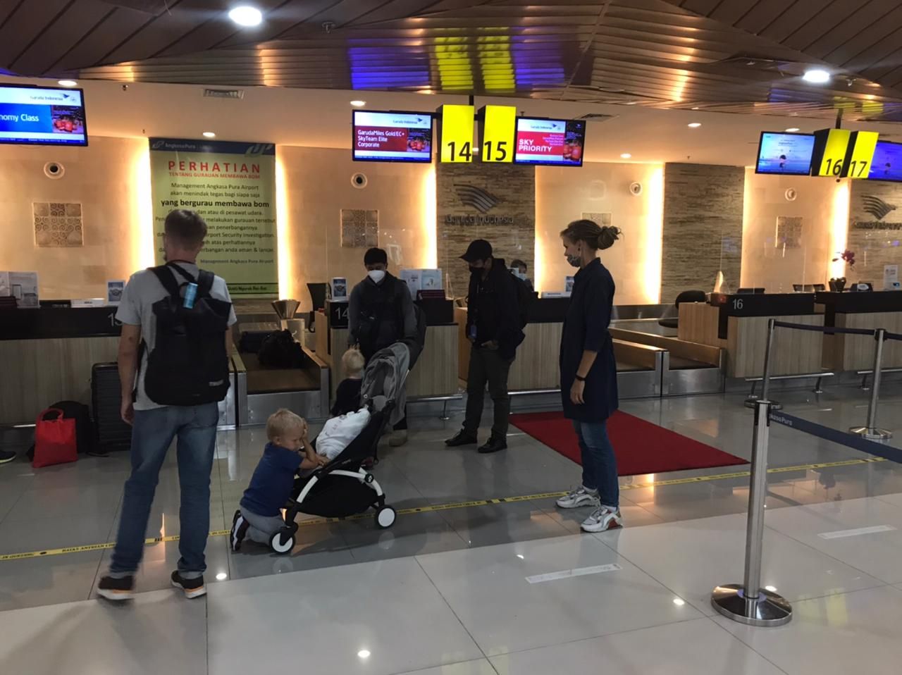 podiumnews.com-Kemenkumham Bali Deportasi Pasutri WN Belarusia Langar Keimigrasian