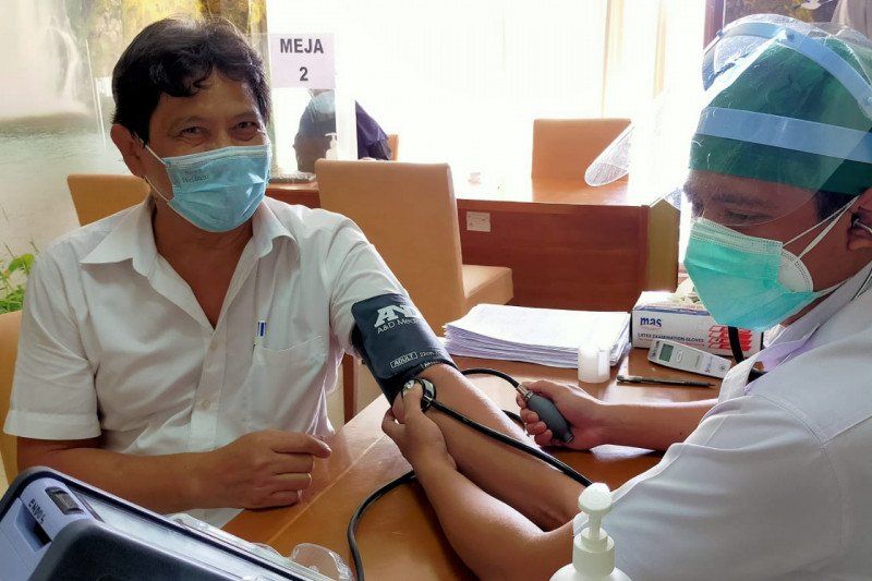 podiumnews.com-Atasi Krisis Donor Plasma Konvalesen, PMI Bali Datangi Penyintas