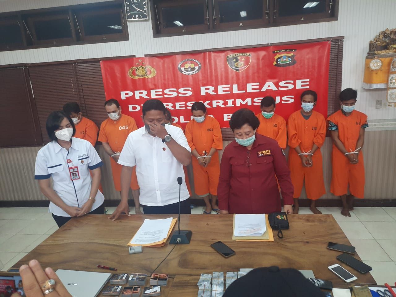 podiumnews.com-Polisi Tangkap Tujuh Pelaku Kasus Skimming di Bali