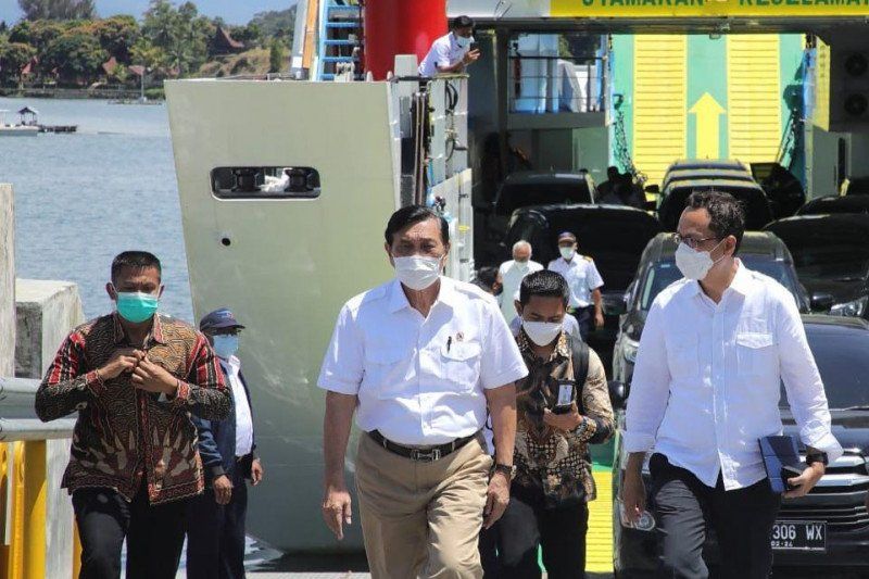 podiumnews.com-Luhut Tinjau Progres Pembangunan Destinasi Super Prioritas