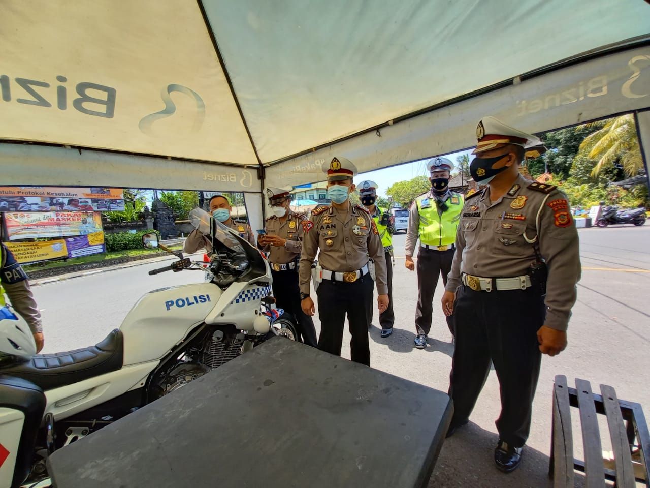 podiumnews.com-Polres Badung Dirikan Dua Posko PPKM Mikro di Mengwi