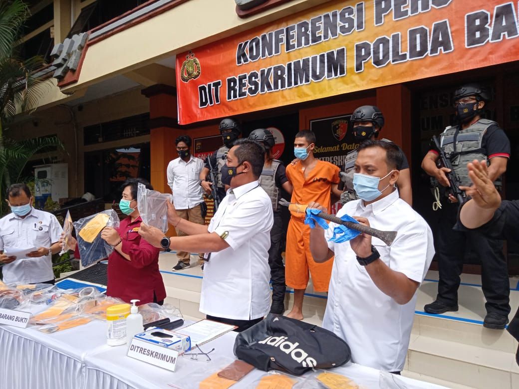 podiumnews.com-Polda Bali Bekuk Warga Asing Residivis Pembobol ATM