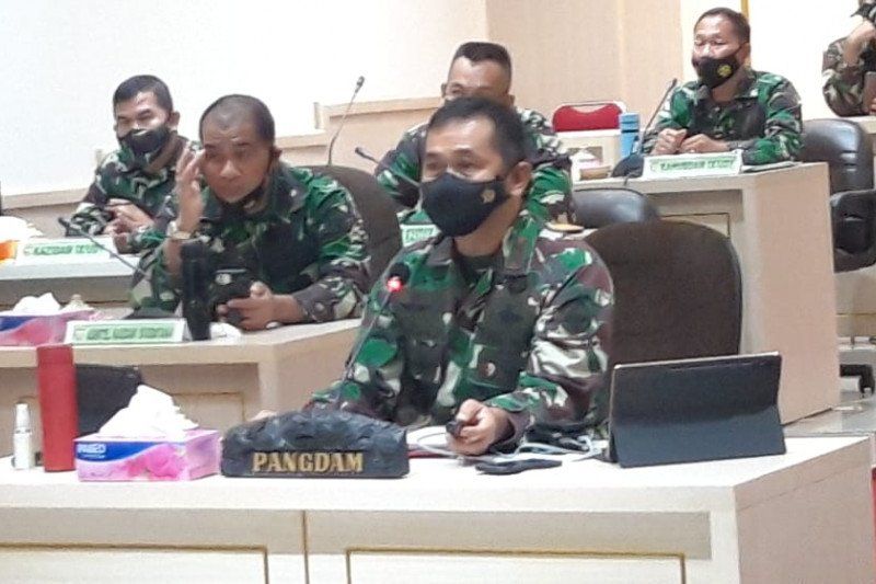 podiumnews.com-Kodam Udayana Siapkan Belasan Tenda Pengungsi Pasca Banjir di NTT