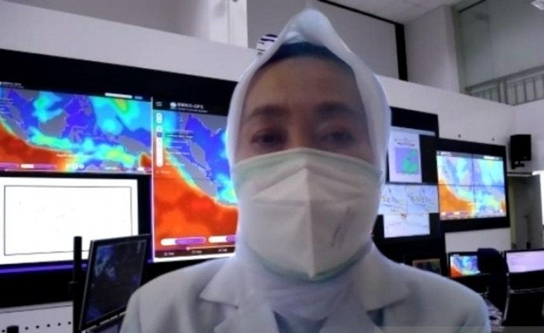 podiumnews.com-Waspadai Gelombang Tinggi Menyusul Tumbuhnya Siklon Tropis Odette