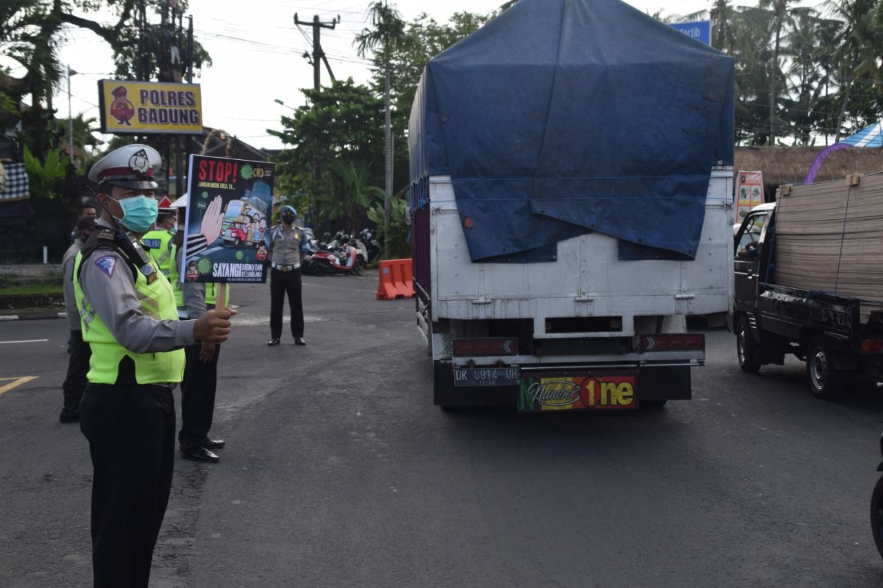 podiumnews.com-Polres Badung Jaring 47 Pelanggar Selama Ops Keselamatan Agung