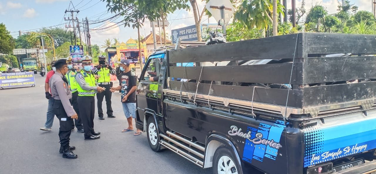 podiumnews.com-Larangan Mudik, Polres Badung Perketat Penjagaan Pos Penyekatan