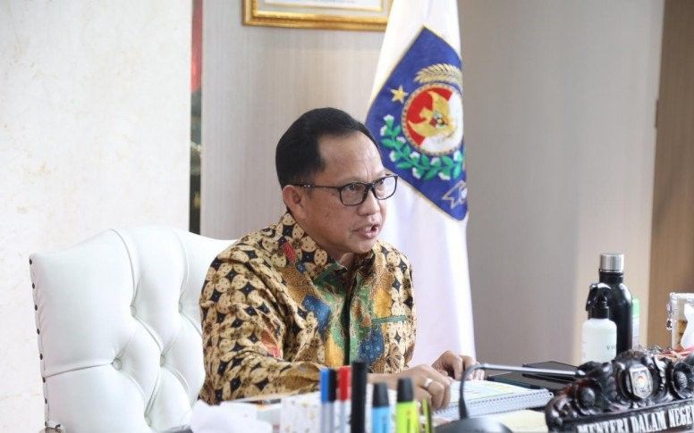 podiumnews.com-Mendagri Tito Minta Kepala Daerah Turun Tangan Percepat Vaksinasi
