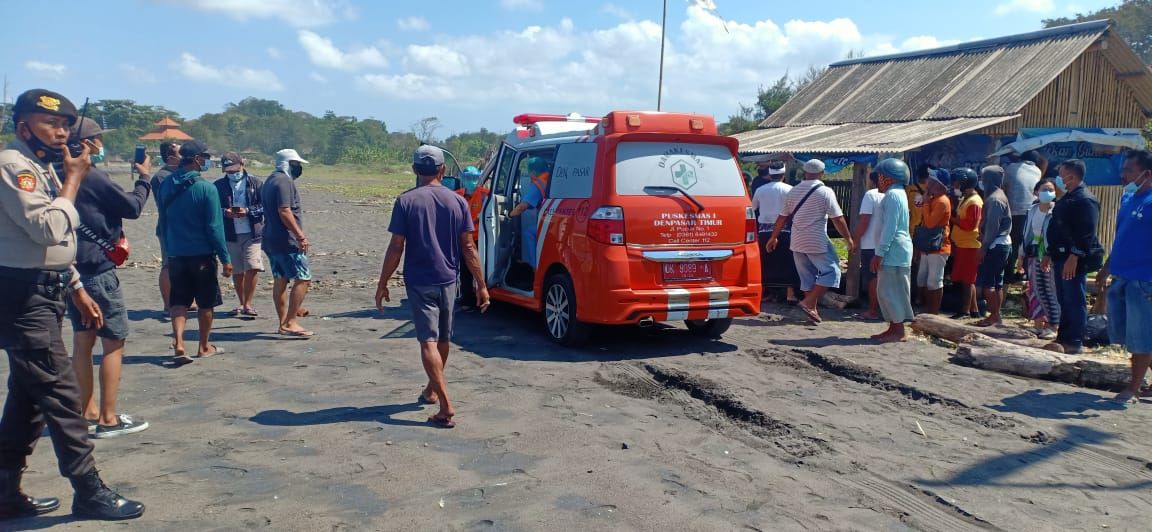podiumnews.com-Ibu dan Anak Tewas Terbawa Arus Saat Akan Melukat di Pura Segara 