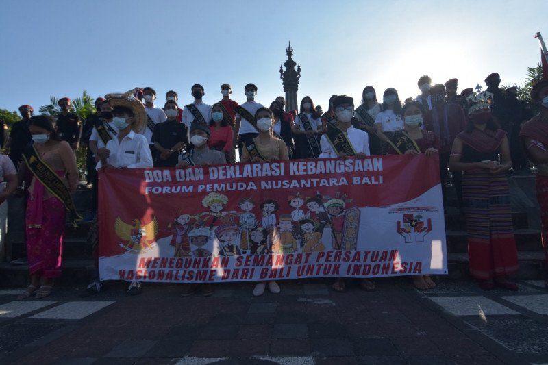 podiumnews.com-Puluhan Pemuda Bali Serukan Semangat Nasionalisme Cegah Radikalisme
