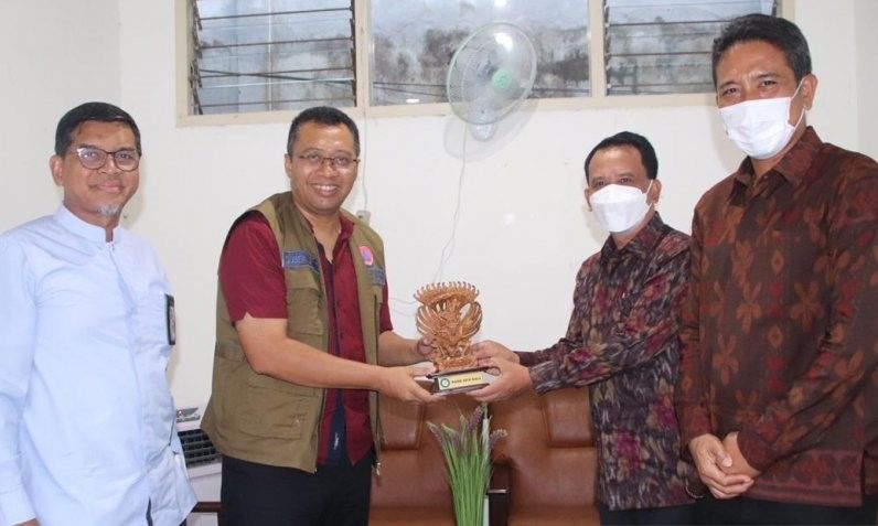 podiumnews.com-Bank NTB Syariah dan Bank Bali Bangun Layanan ATM Bersama