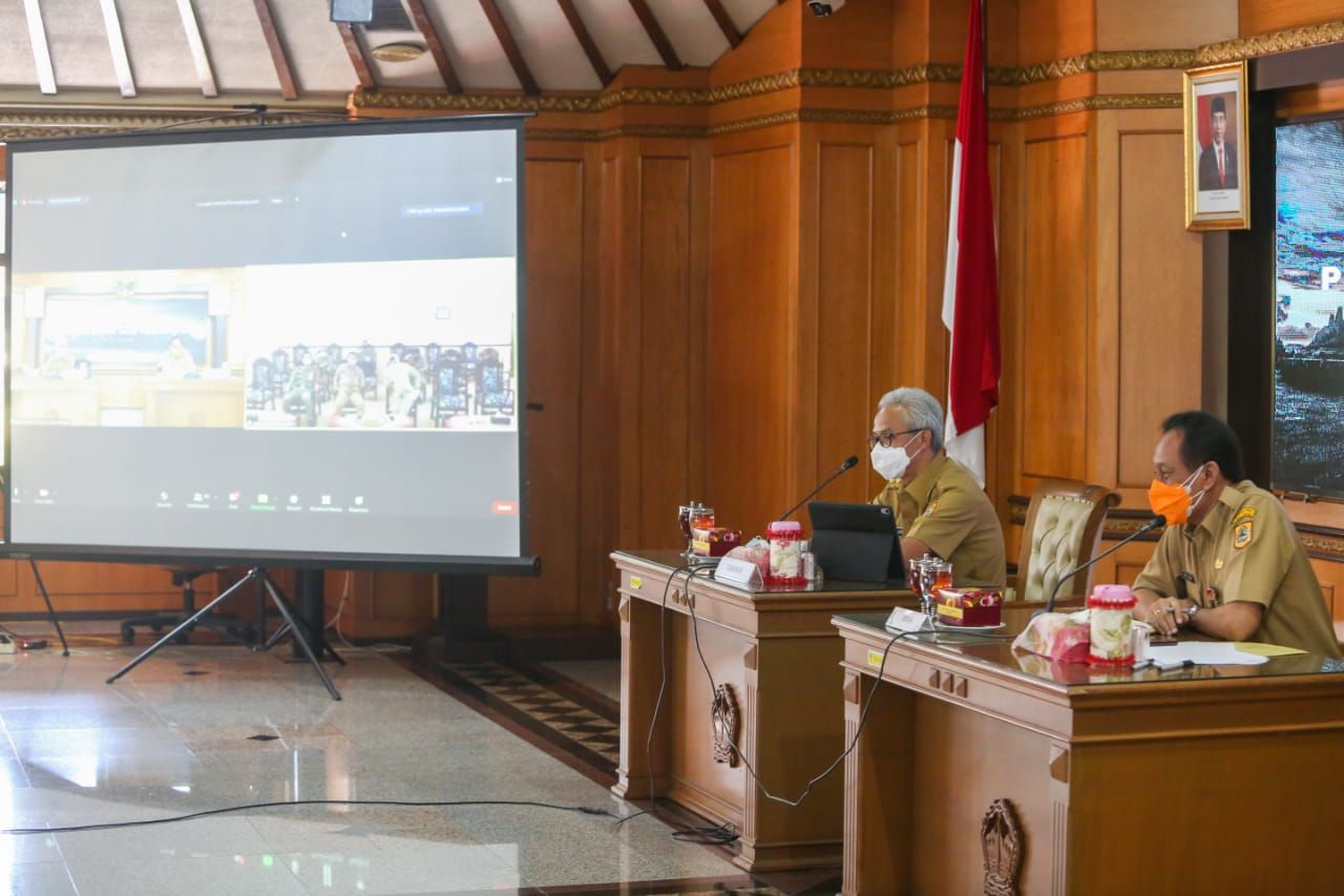 podiumnews.com-Tiga Hari, Pelanggaran PPKM Darurat di Jateng Capai 1,7 Ribu Lebih