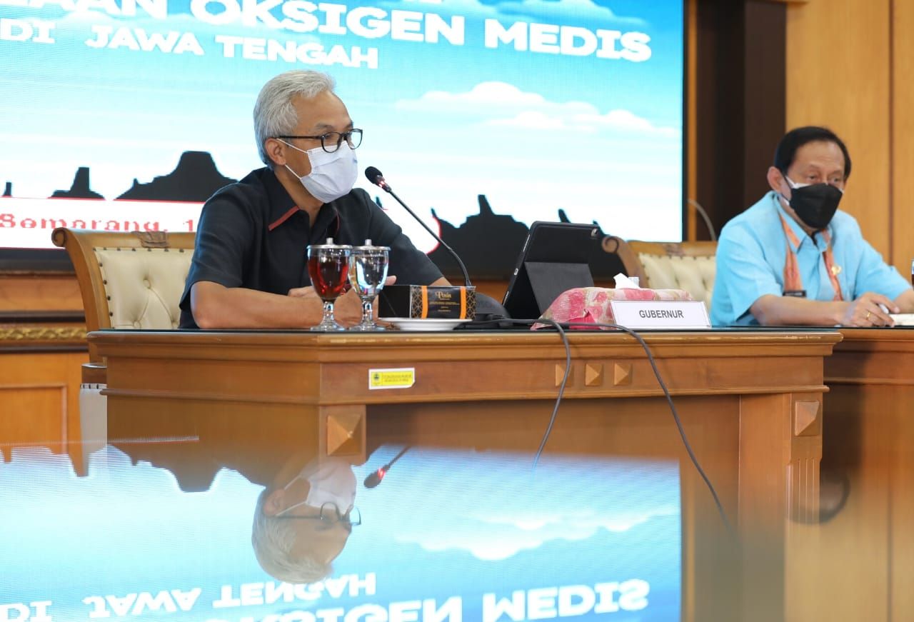 podiumnews.com-Ganjar Bahas Lima Alternatif Pemenuhan Oksigen