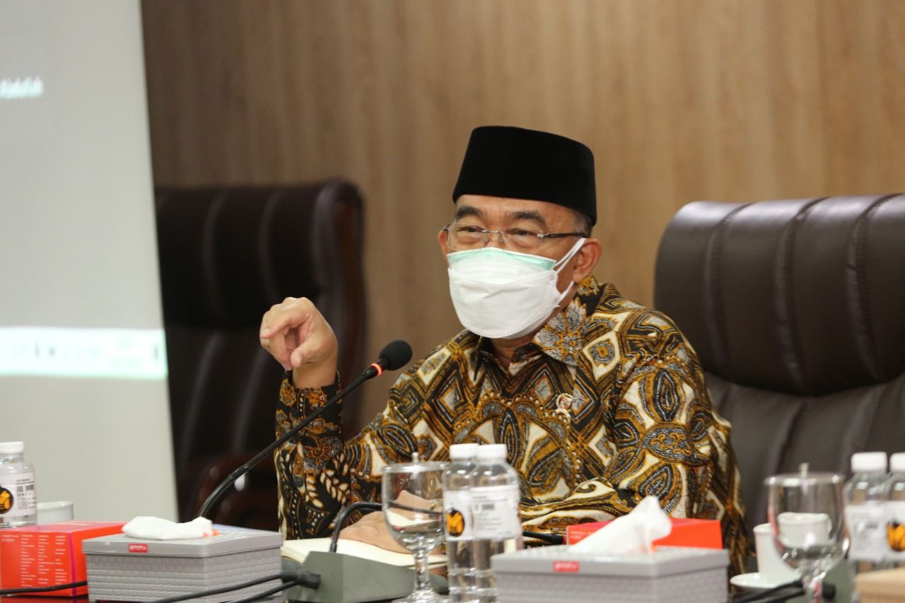 podiumnews.com-Pergeseran Hari Libur Bentuk Keseriusan Pemerintah Tangani Covid-19