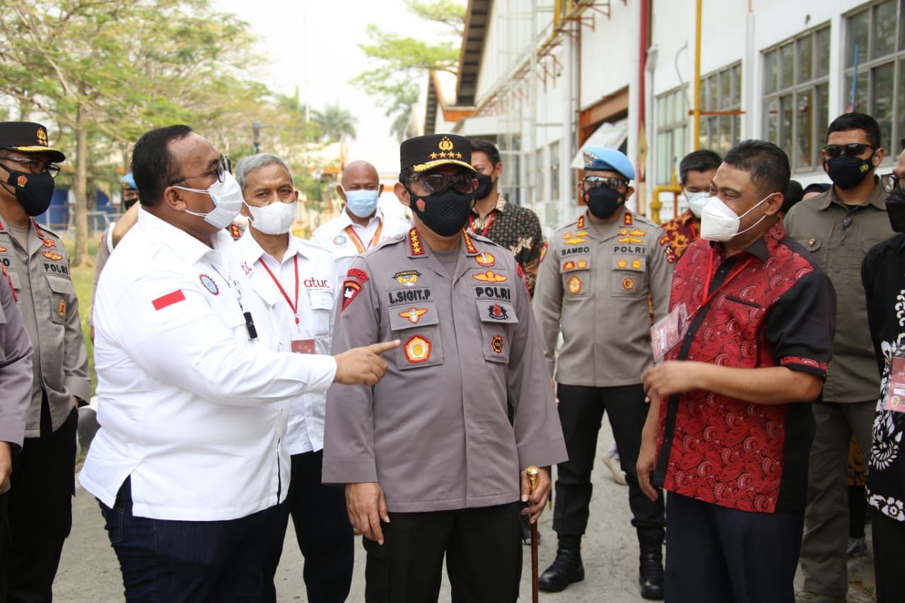 podiumnews.com-Vaksinasi Digencarkan, Kapolri Harap Pertumbuhan Ekonomi Membaik