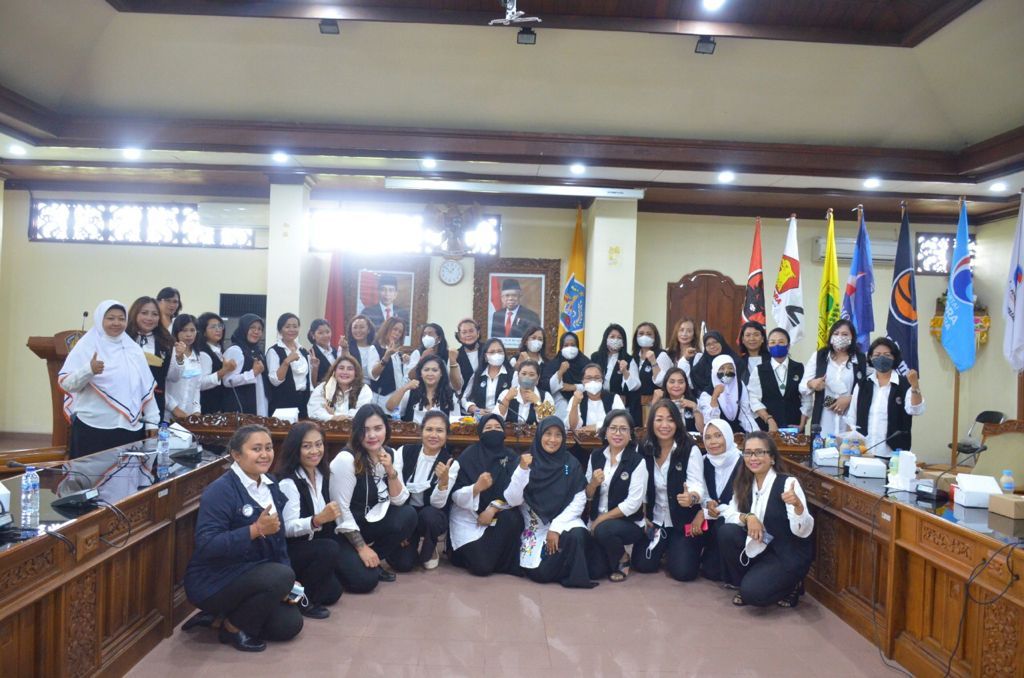 podiumnews.com-Terpilih Jadi Ketua, Sari Galung Dorong Peranan Perempuan dalam Politik