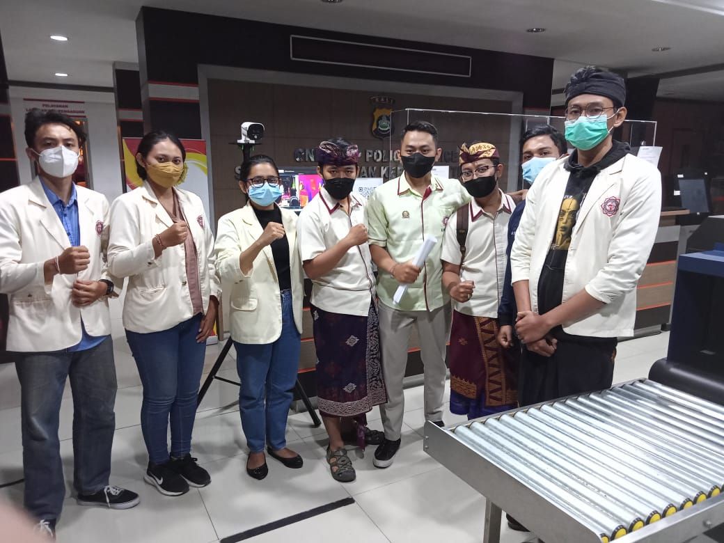 podiumnews.com-KMHDI Laporkan Gayatri ke POLDA Bali