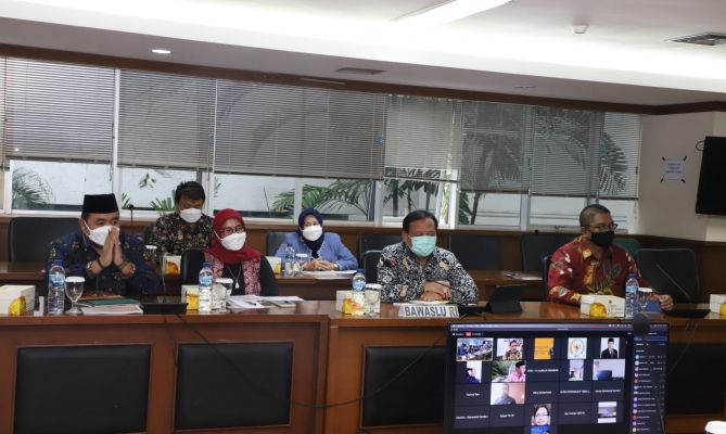 podiumnews.com-Dengar Masukan Bawaslu, Komite I DPD Dorong Benahi Regulasi Pemilu dan Pilkada