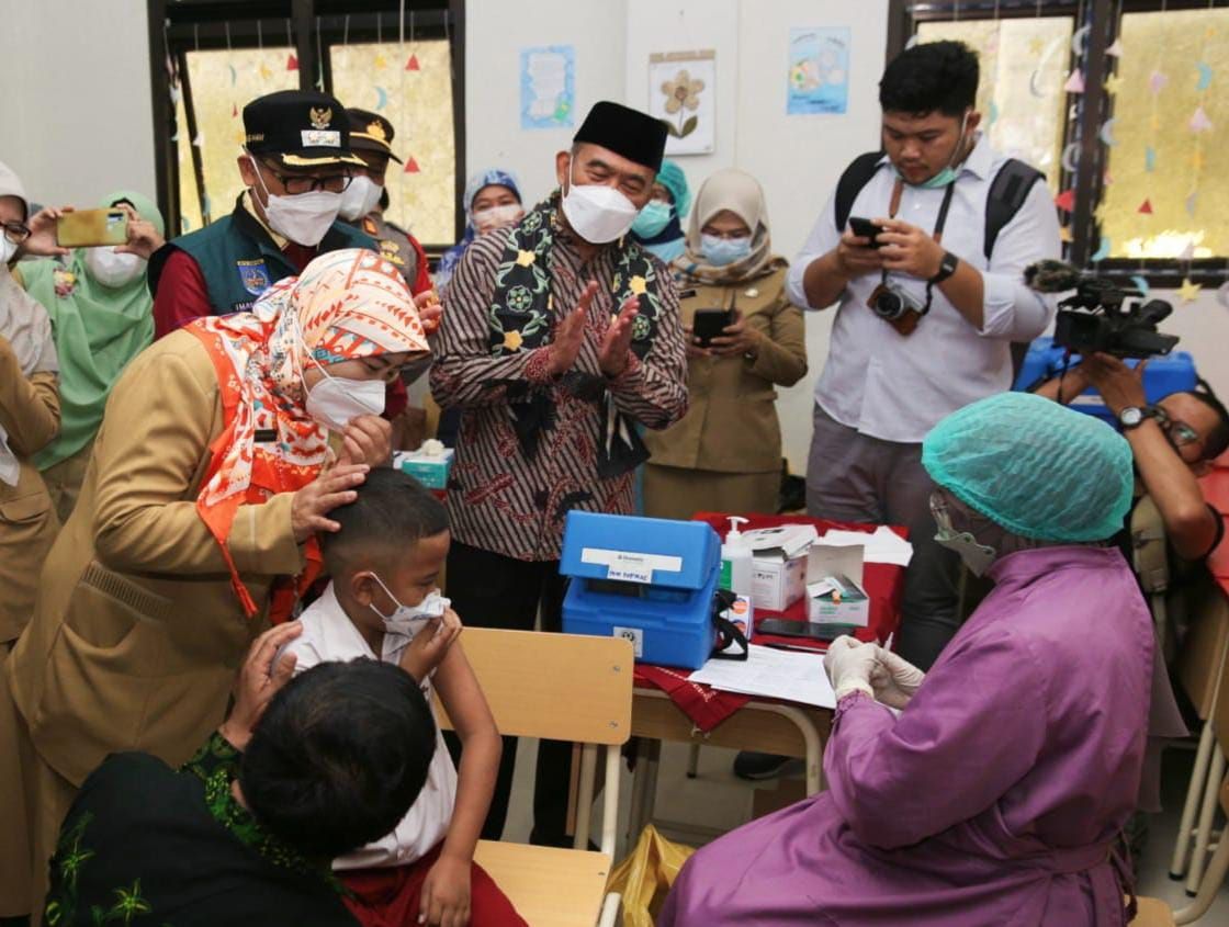 podiumnews.com-Vaksinasi Covid-19 Anak Usia 6-11 Tahun Resmi Dimulai