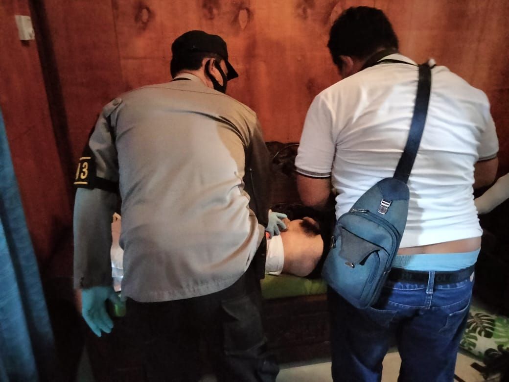 podiumnews.com-Diduga Depresi, Pria Inggris Nekat Gantung Diri 