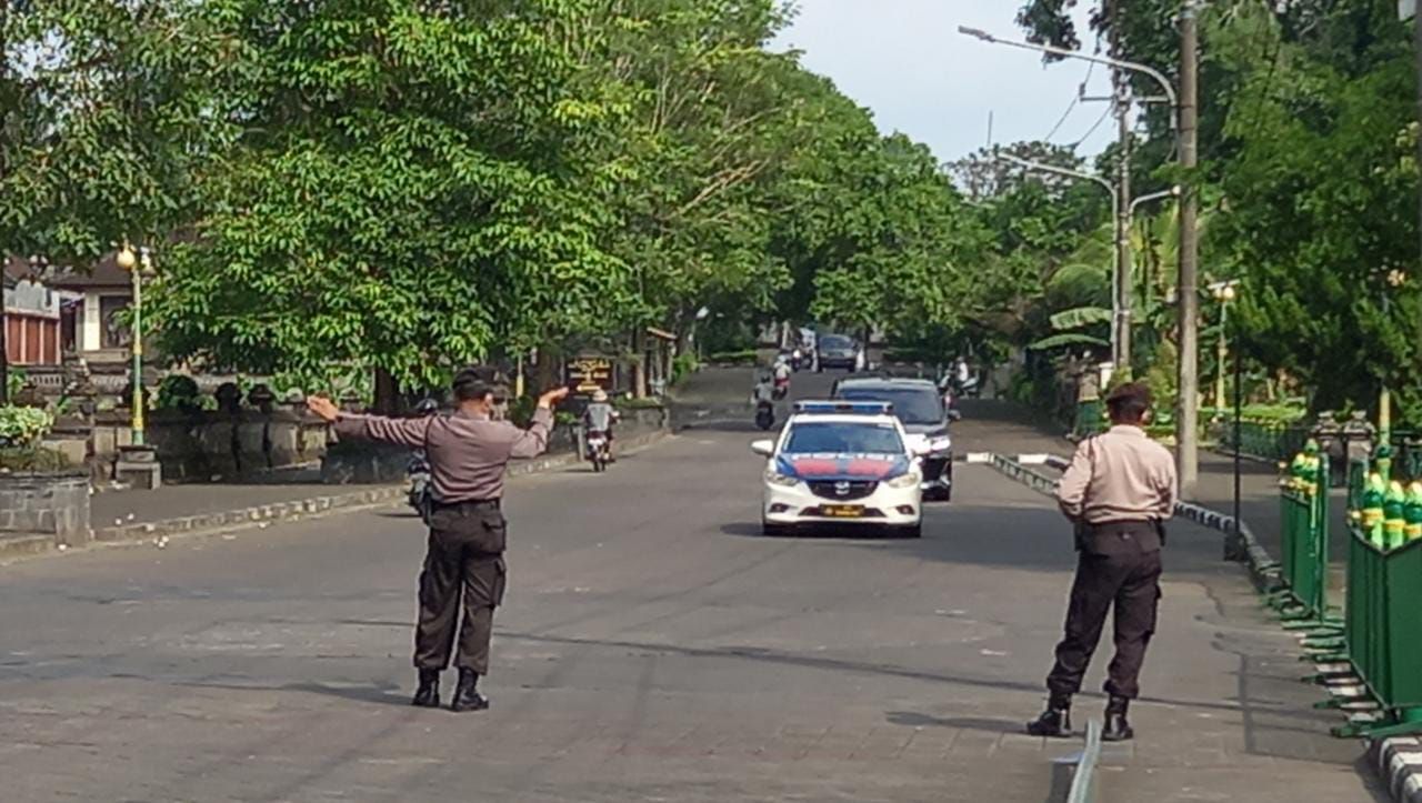 podiumnews.com-Kunjungan Menkes Laos ke Taman Ayun Dikawal Ketat Polisi