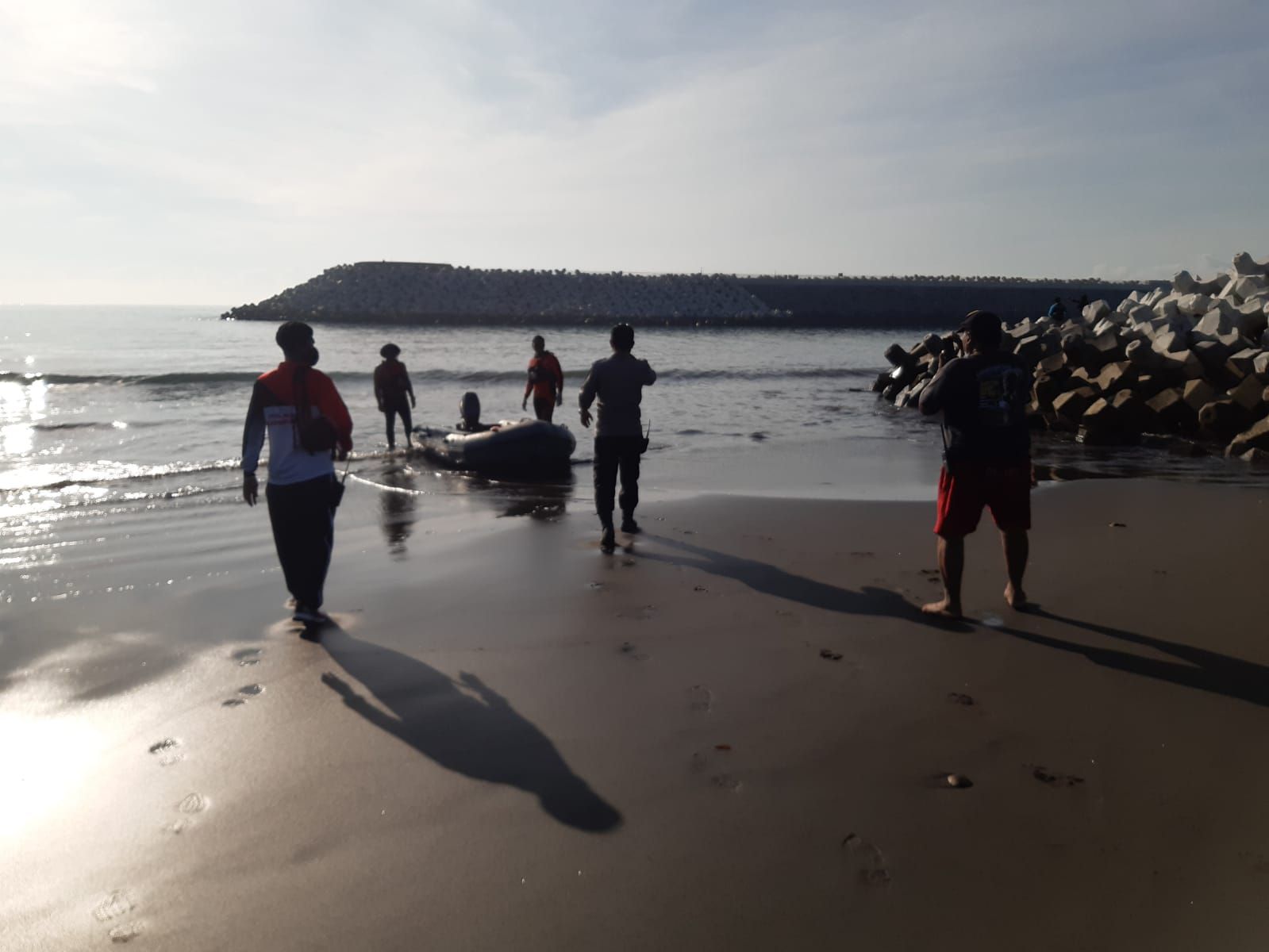 podiumnews.com-Mayat Mr X Ditemukan Mengambang di Pantai Sanur-Biaung 