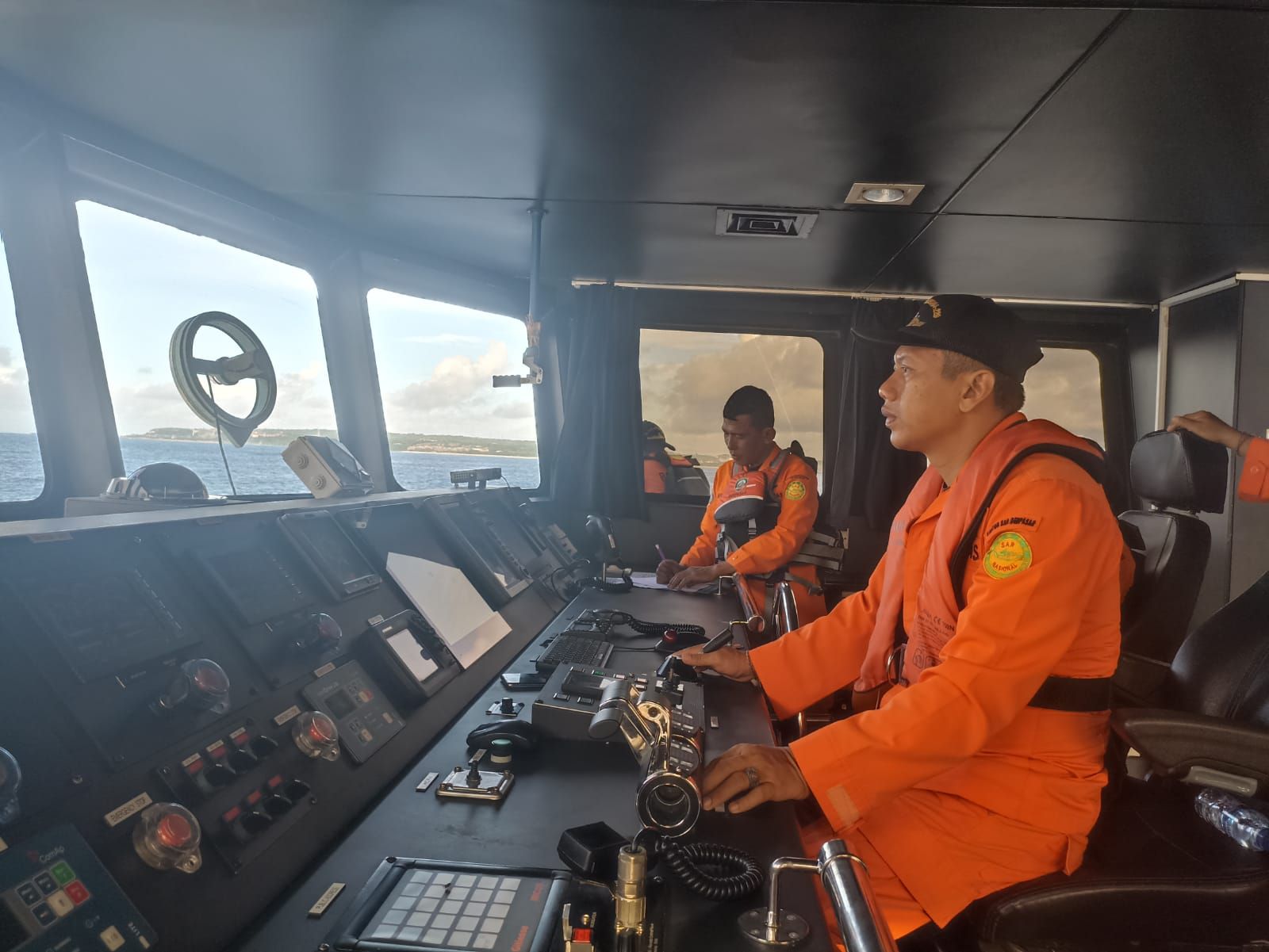 podiumnews.com-Sepuluh Korban Tenggelamnya KM Linggar Petak 89 Masih Dicari