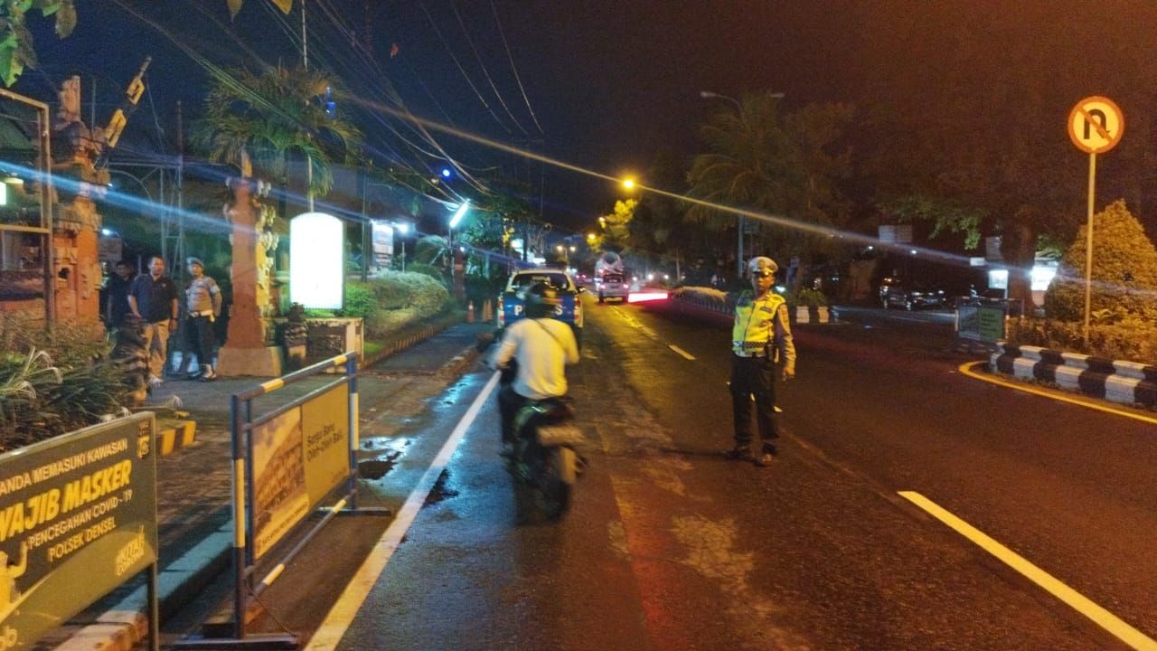 podiumnews.com-Polsek Densel Gelar Razia Sepeda Motor Dini Hari 