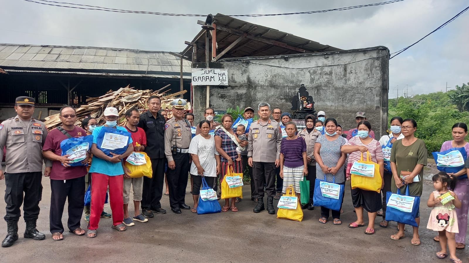 podiumnews.com-Petani Garam Minta Disosialisasikan E-Tilang 