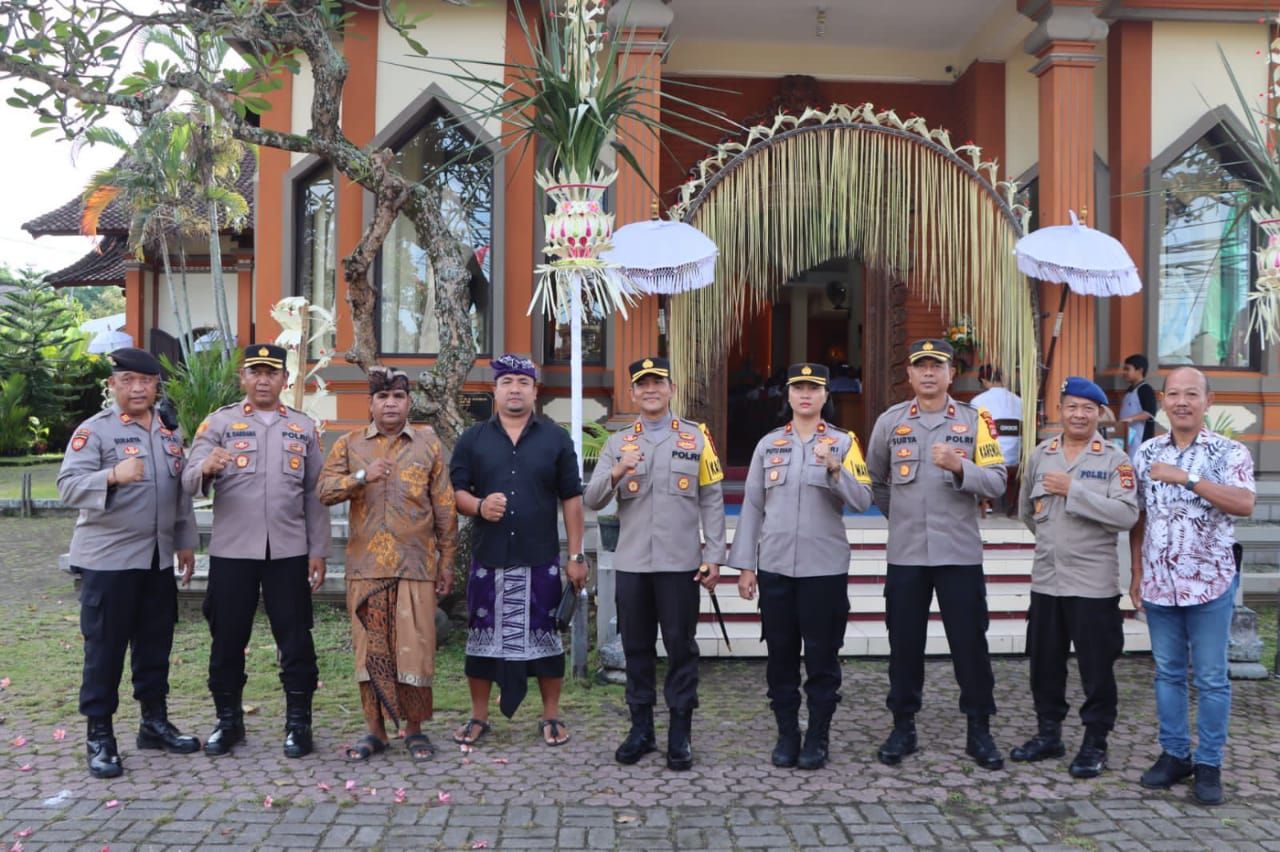 podiumnews.com-Kapolres Badung Pantau Pengamanan Paskah