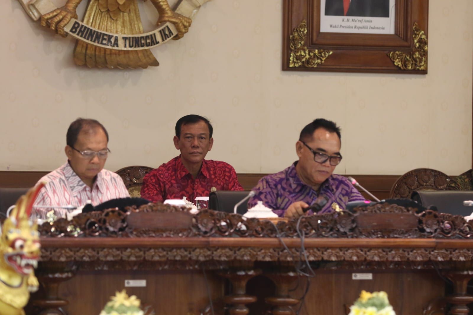 Dewan Umumkan Pemberhentian Gubernur Bali